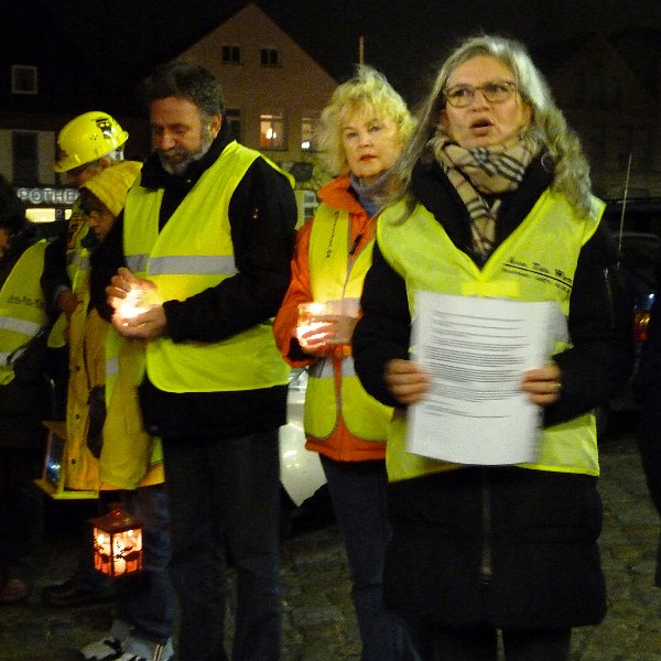 07.November 2011 0004.JPG - Mahnwache in Bredstedt am 7.11.2011 einen Abend bevor der Vermittlungsausschuss über das CCS Gesetz tagt